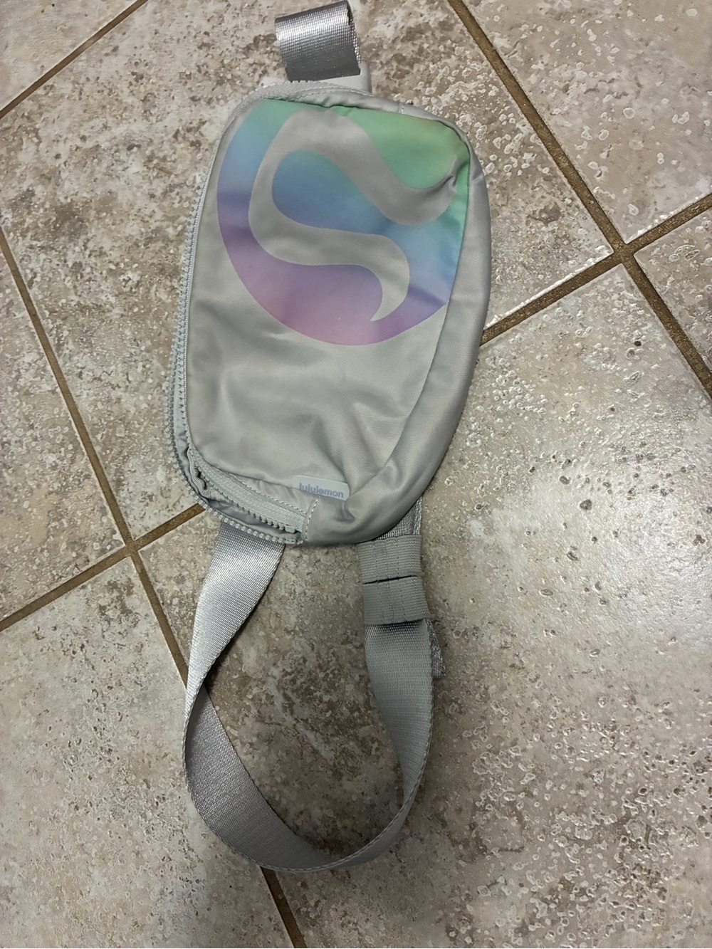 Lululemon Pastel Gradient Logo Silver belt bag